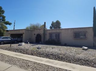 9352 E Deer Trl, Tucson, AZ 85710