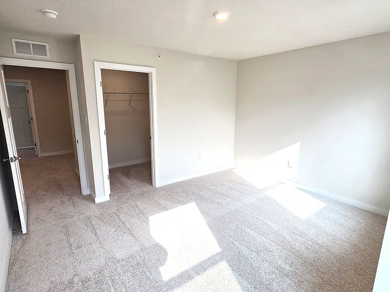 1008 Madisyn Ln — Photo 15