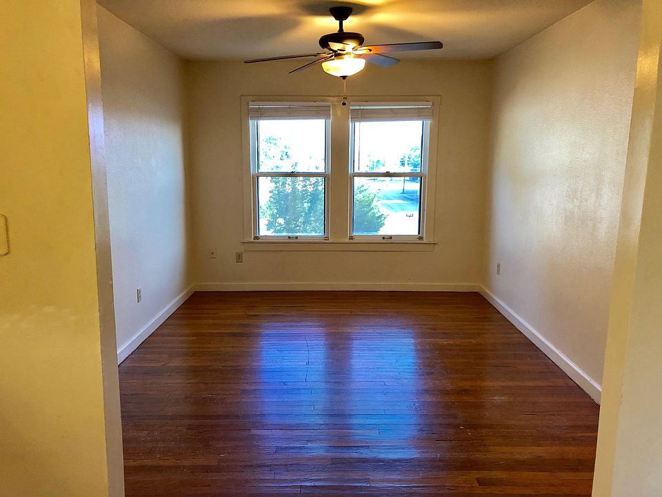 1st image of 207 N Erskine St