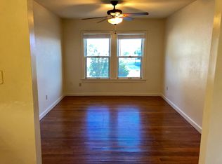 207 N Erskine St, Seguin, TX 78155