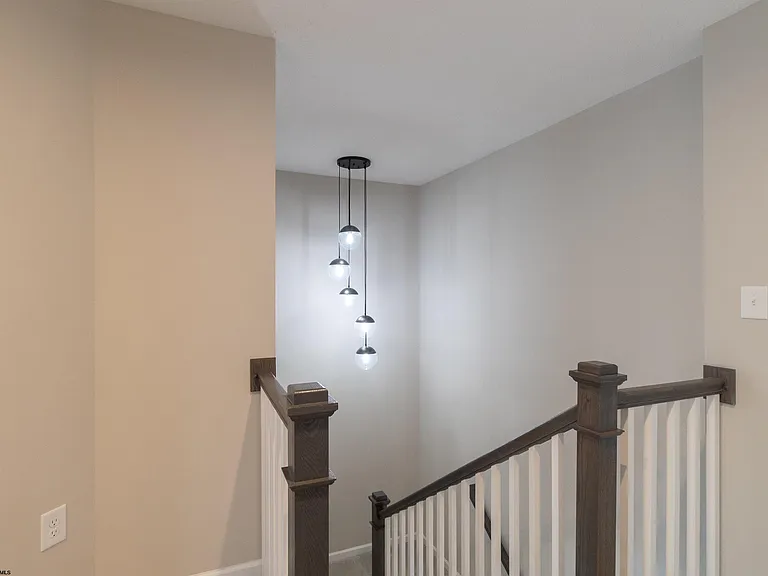 23 Dover Ct — Photo 36