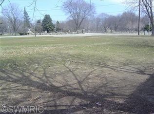 2900 Niles Rd, Saint Joseph, MI 49085