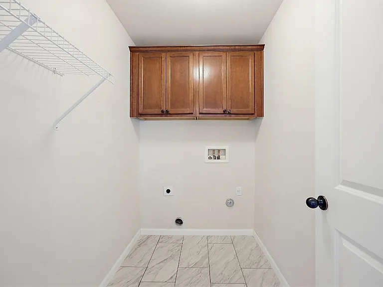 9966 Dain St SE — Photo 35
