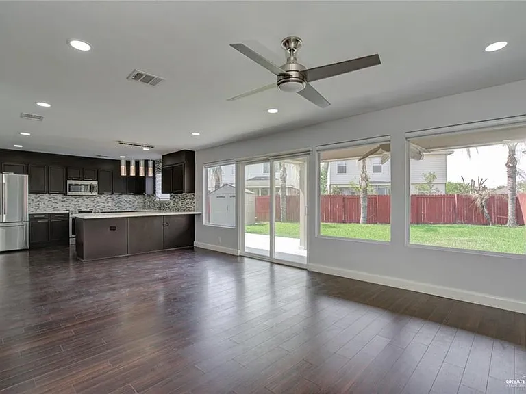 3205 San Fabian St — Photo 6