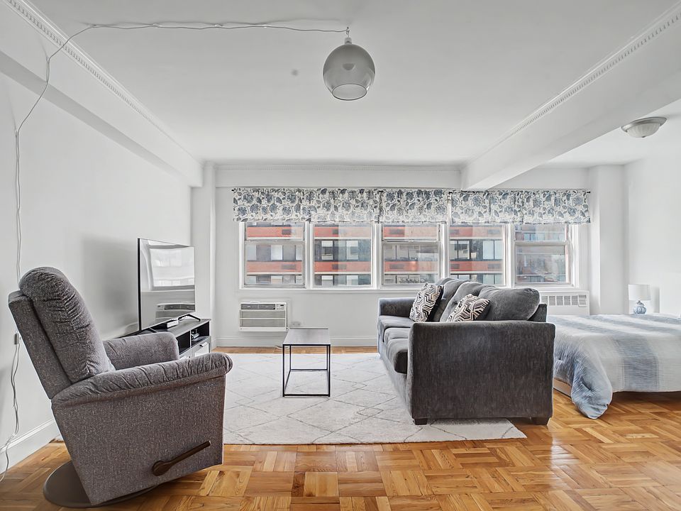 1st image of 333 E 75th St APT 6C