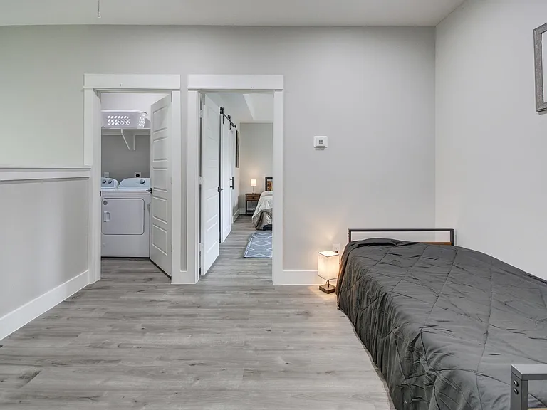 9305 Tower St — Photo 13