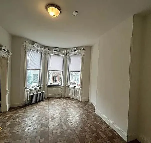 83 Cornelia St #3 — Photo 2