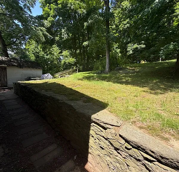 11 Hammond St — Photo 5
