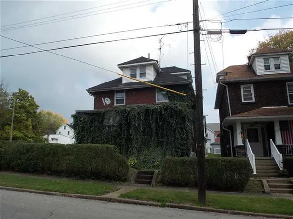 1201 Baldwin Ave, Sharon, PA 16146