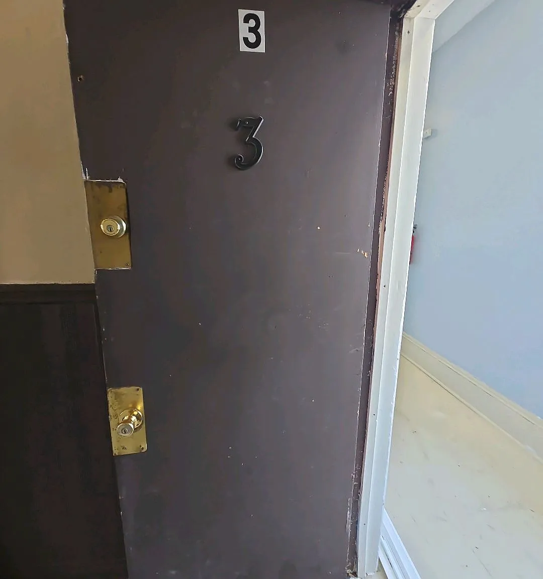 600 W Rogers St — Photo 2
