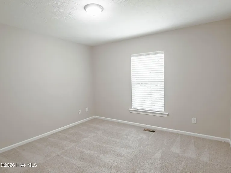 1945 Kenlock Dr — Photo 20
