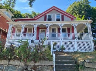 429 E Main St, Norwich, CT 06360