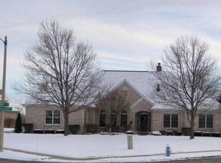 5001 Eagle Rdg, Springfield, IL 62711