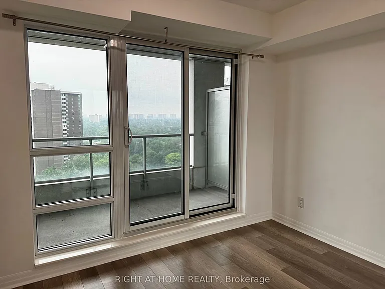 2015 Sheppard Ave E #1507 — Photo 7