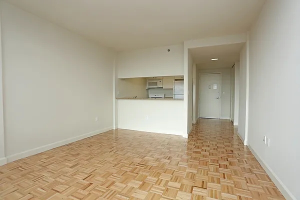 Rented by Stonehenge NYC LLC | media 4