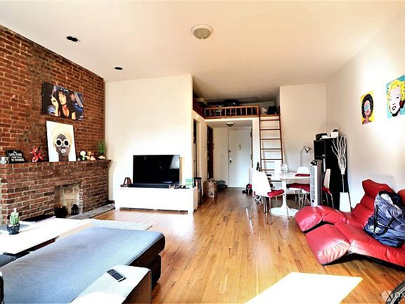3rd image of 50 W 90th St APT 5C