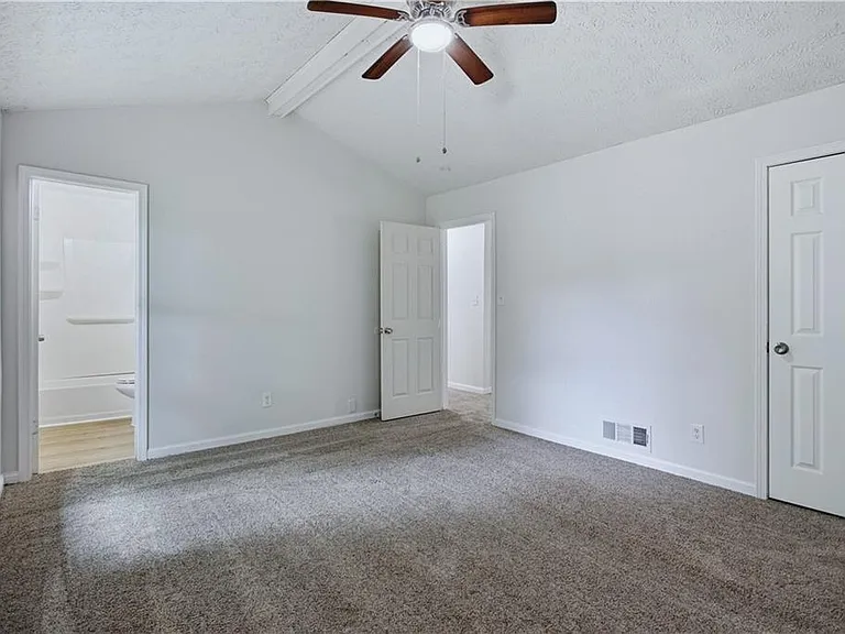 1600 Sugar Plum Dr SW — Photo 10