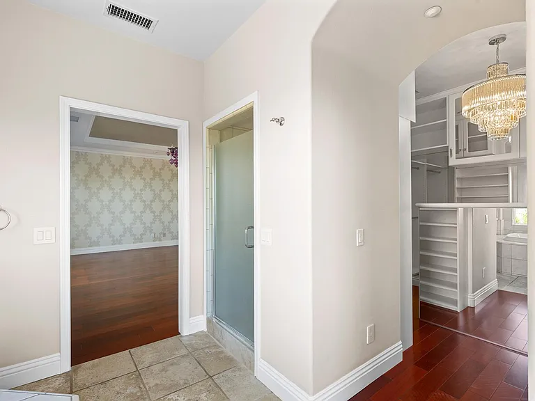 7370 Chantilly Ln — Photo 28