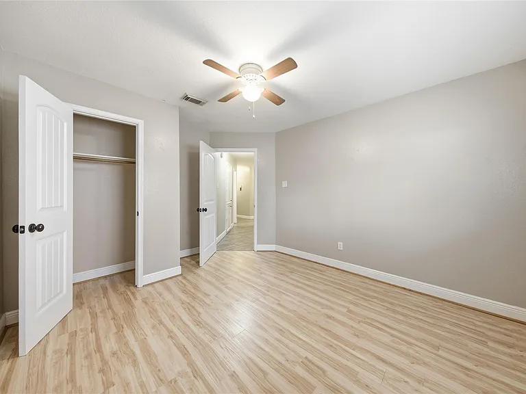 13506 Spring Ct — Photo 30