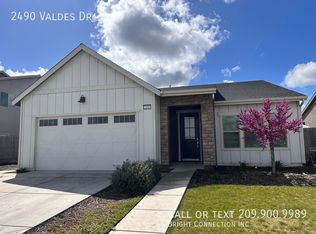 2490 Valdes Dr, Merced, CA 95340