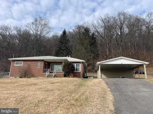 14221 Hazen Rd NE, Cumberland, MD 21502