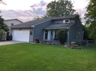 1910 Andover Dr, Ypsilanti, MI 48198