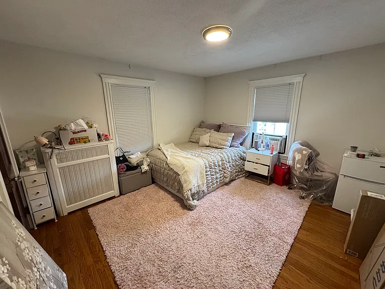 35 Saint Clements Rd — Photo 12