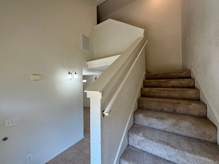 150 Hickory Ridge Dr — Photo 18