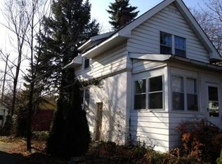 2004 Joliet St, Flint, MI 48504