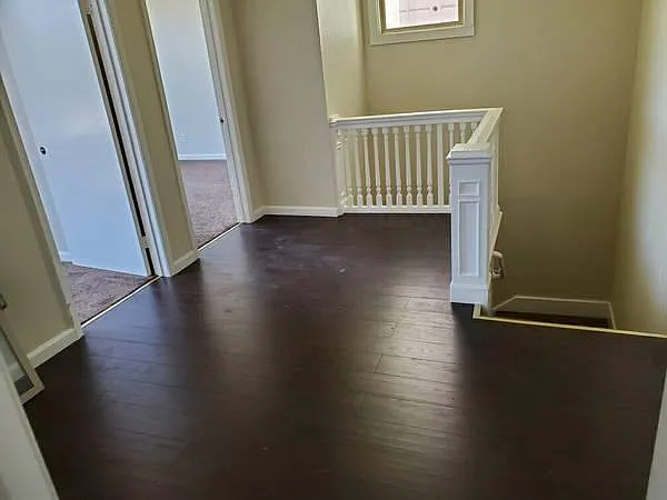702 Oak St — Photo 5