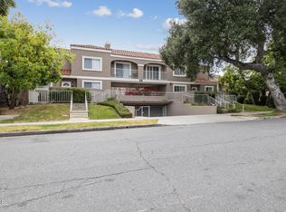 49 N Parkwood Ave APT 10, Pasadena, CA 91107