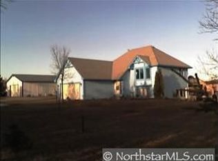 20815 Cedar Dr NW, Oak Grove, MN 55011