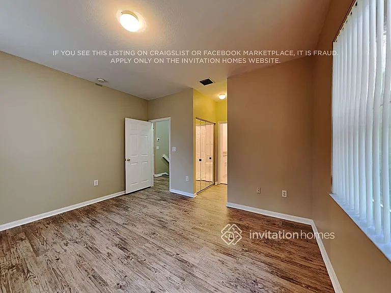 703 NW 170th Ter — Photo 10
