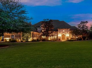 124 Ridge Point Cir, Heath, TX 75126