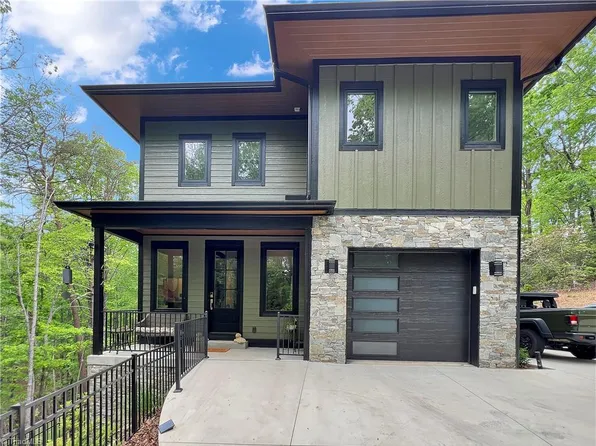 614 High Trail Dr, Nebo, NC 28761