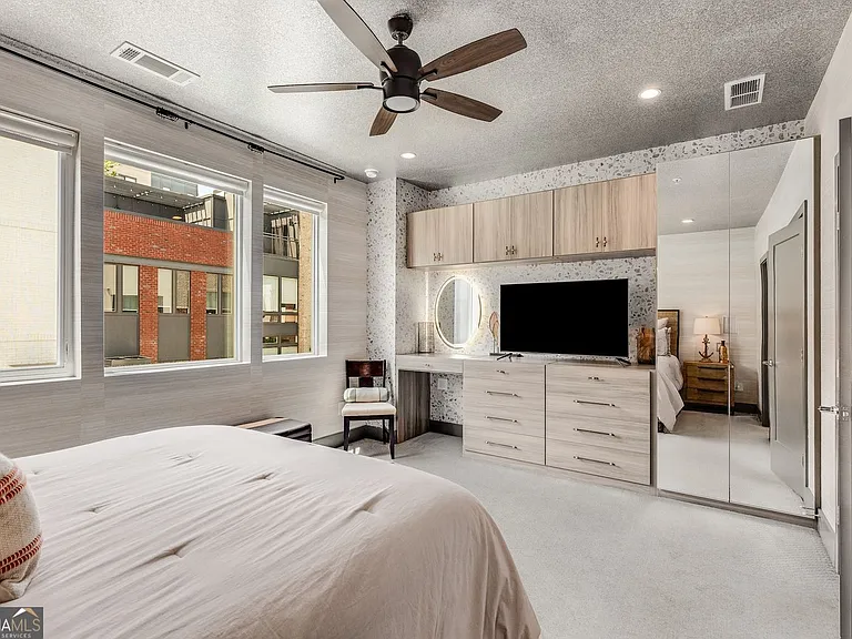 1300 Chelsea Cir NW — Photo 19