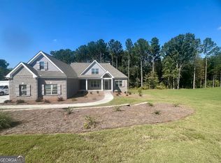 1004 Lily Ln, Statham, GA 30666