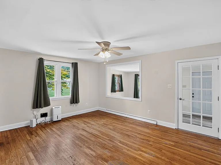 14925 Schall Rd — Photo 14