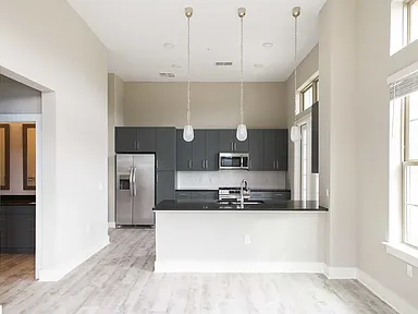 EmmaJames Apartments