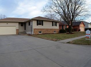 1301 Bluestem Dr, Junction City, KS 66441