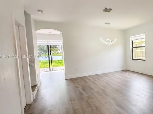 1575 SE 20th Rd, Homestead, FL 33035