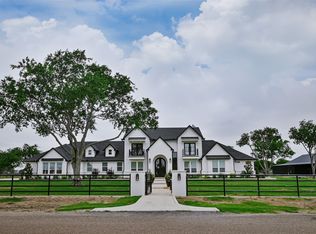 200 Corral Rd, Godley, TX 76044