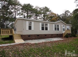 149 Trout St, Holly Ridge, NC 28445