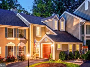 1502 Deer Point Way, Reston, VA 20194