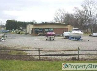 8410 Shreve Rd, Shreve, OH 44676