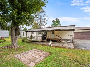 311 S Haw St, Oran, MO 63771