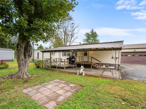 311 S Haw St, Oran, MO 63771