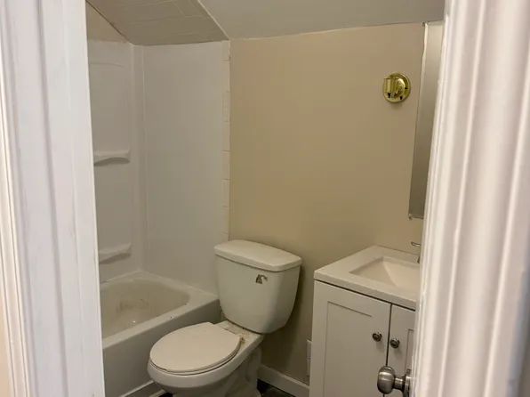 888 Timbercrest Ct, Lithonia, GA 30058