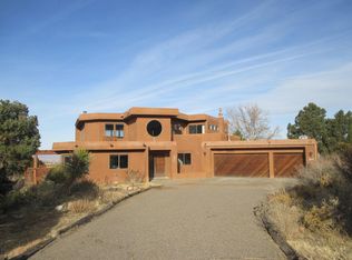 996 Lynx Loop NE, Albuquerque, NM 87122