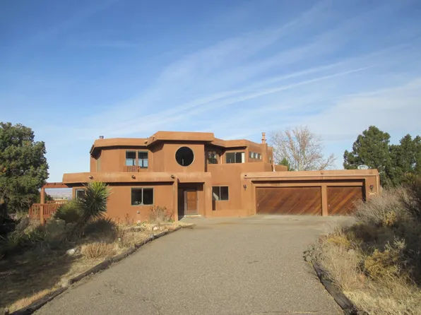 996 Lynx Loop NE, Albuquerque, NM 87122